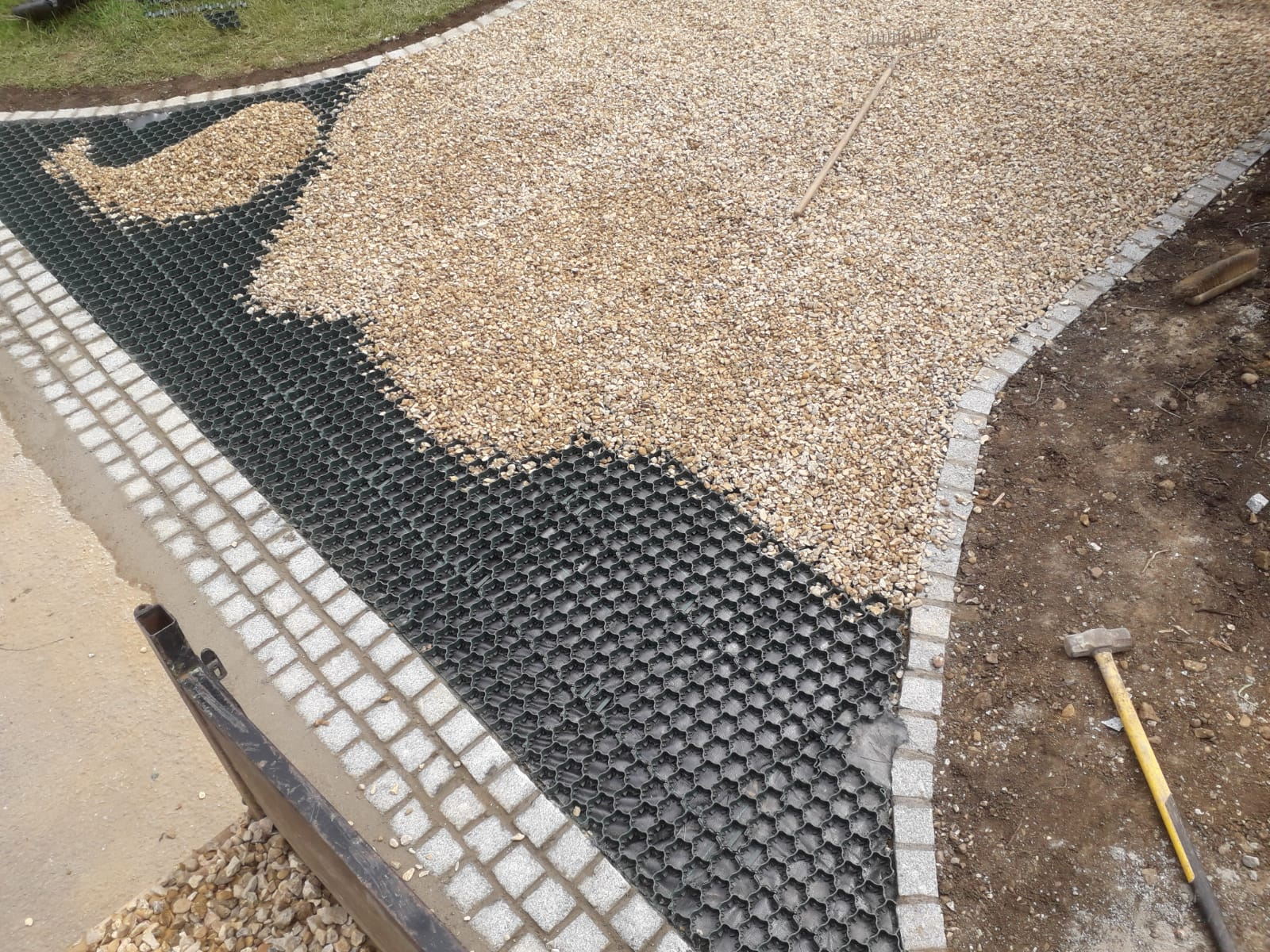 Gravel Driveway Installations Decorative Stoned Driveways